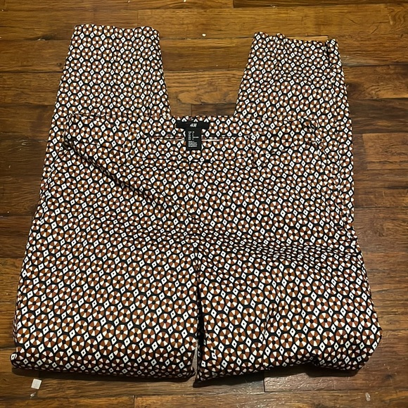 NWOT Women’s H&M Slim Cropped Dress Pants - Picture 3 of 3